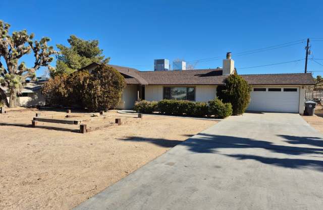 Coming soon! All appliances and super clean!! photos photos