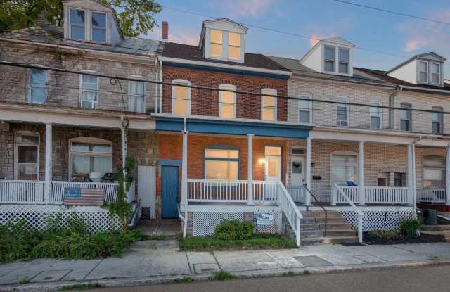 146 NORMAL AVENUE photos photos