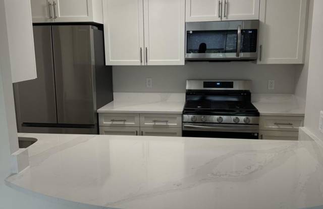 700 Huron Ave. photos photos