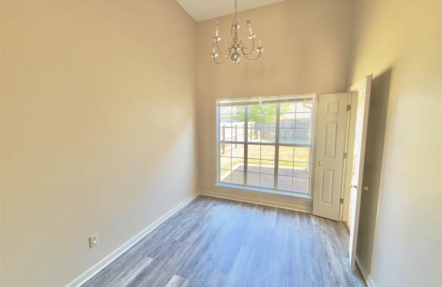 1404 MARHILL Cv Gallery 4