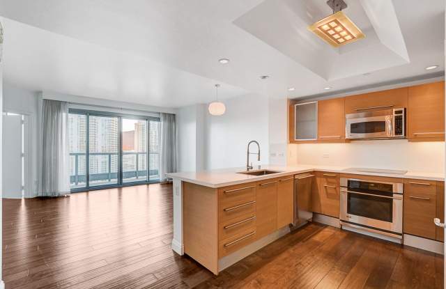 Turnberry Towers 2705W-City/Golf Course Views from this Stunning 1Bd/1.5Ba Residence photos photos