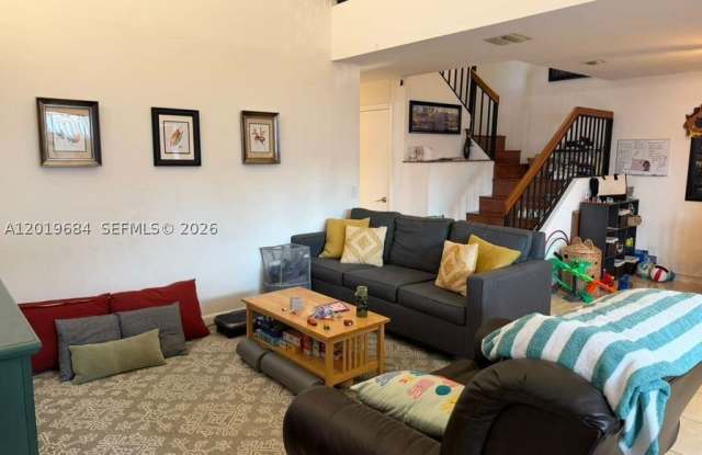 20937 Bay Ct Gallery 4