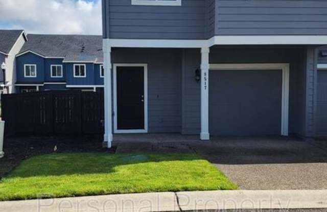 8517 NE 13th Place - 8517 Northeast 13th Place, Hazel Dell, WA 98665