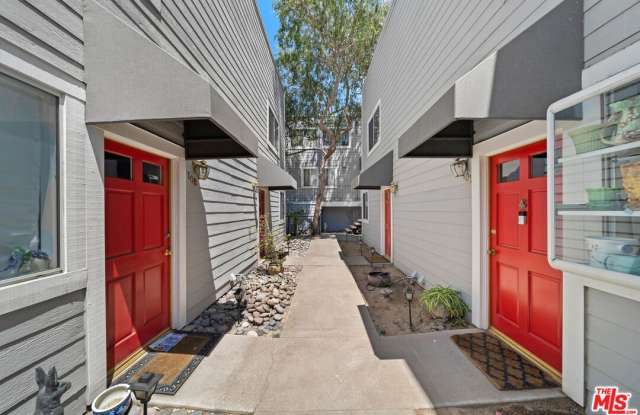 4308 ALCOVE Ave Gallery 3