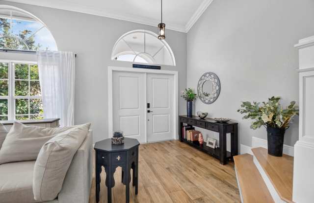 4085 BAHIA ISLE Circle Gallery 3