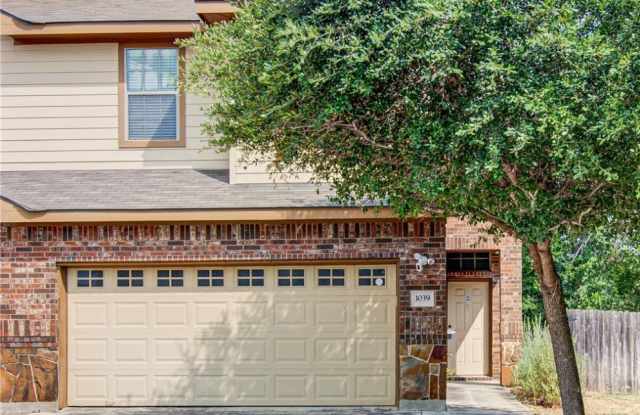 1039 Brown Rock - 1039 Brown Rock Drive, New Braunfels, TX 78130