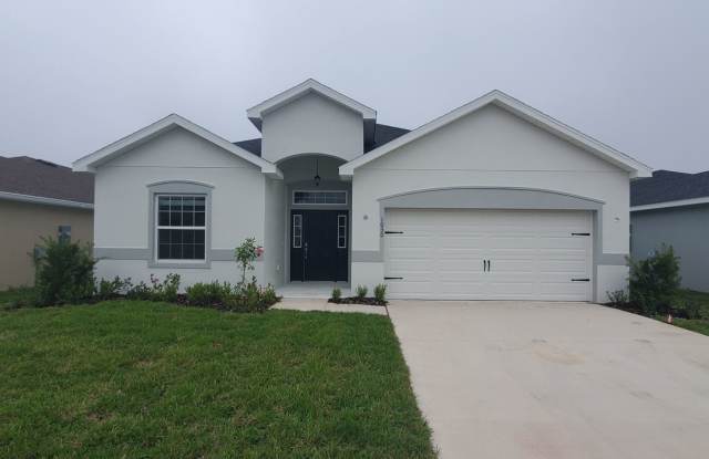 4-Bedroom, 2.5-Bathroom in Winter Haven photos photos