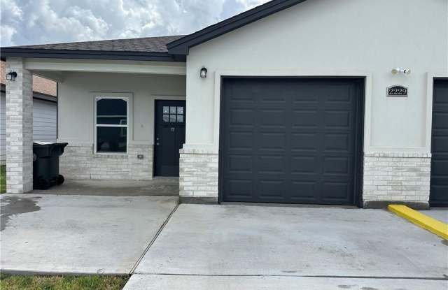 2229 Summit Road unit: A photos photos