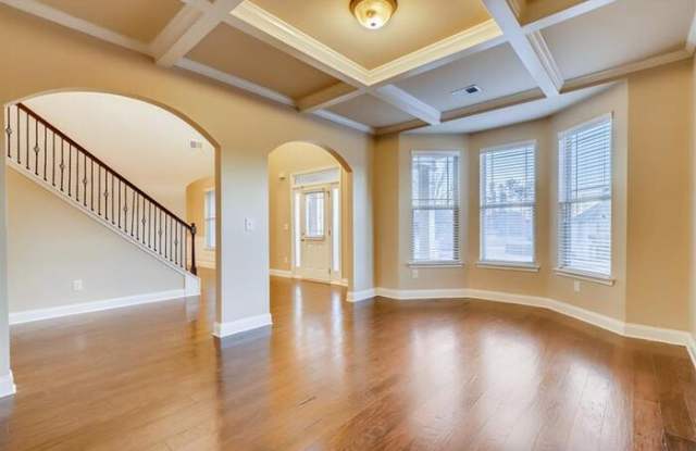 175 Seawright Drive Gallery 3