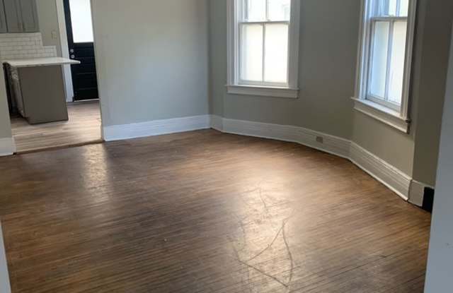 1063 Niagara st - Unit 1 Gallery 4