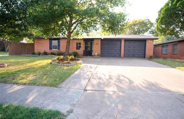 2801 Brockbank Drive - 2801 Brockbank Drive, Irving, TX 75062