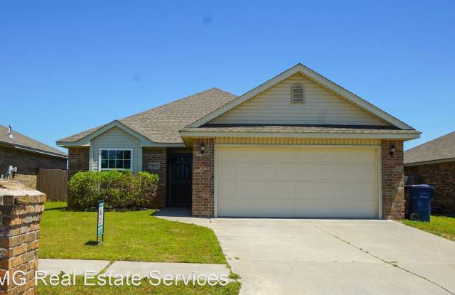 7812 Sunny Pointe Ln - 7812 Sunny Pointe Lane, Oklahoma City, OK 73135