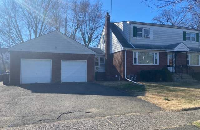 51 Rosengren Ave - 51 Rosengren Avenue, Totowa, NJ 07512