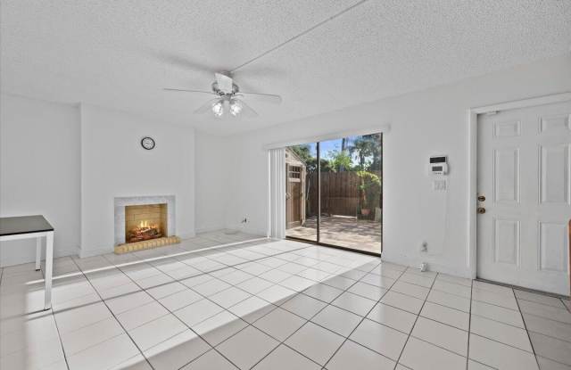 1560 FOREST LAKES Circle Gallery 4
