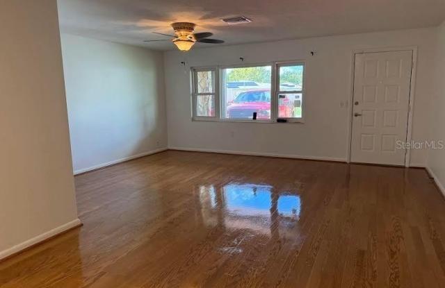 62 NEW FLORIDA Avenue Gallery 2