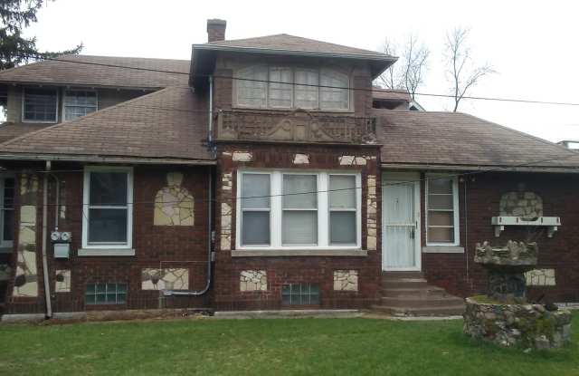 306 River Oaks Drive - 306 River Oaks Drive, Calumet City, IL 60409