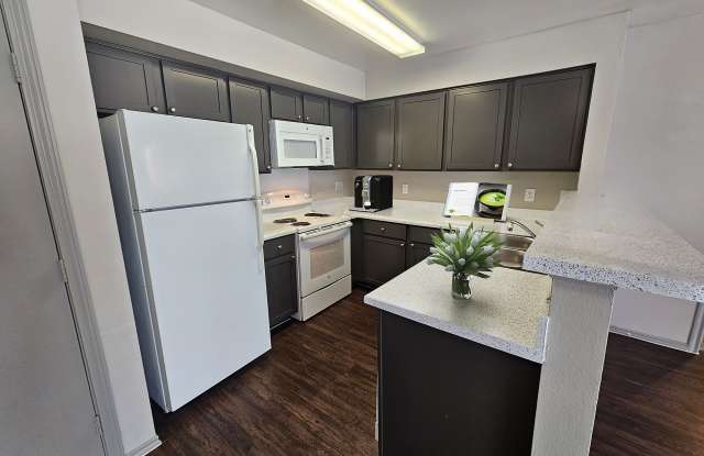 Forest Park Apartment Homes photos photos