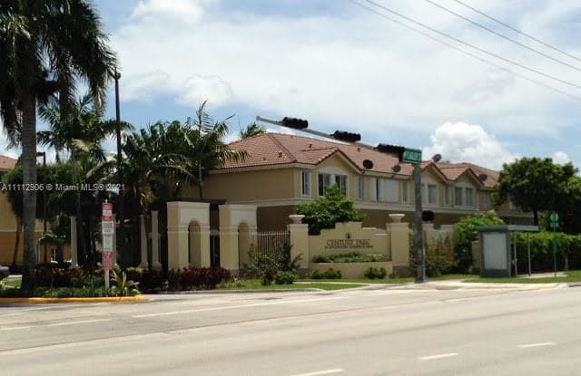 8956 W Flagler St - 8956 W Flagler St, Fountainebleau, FL 33174