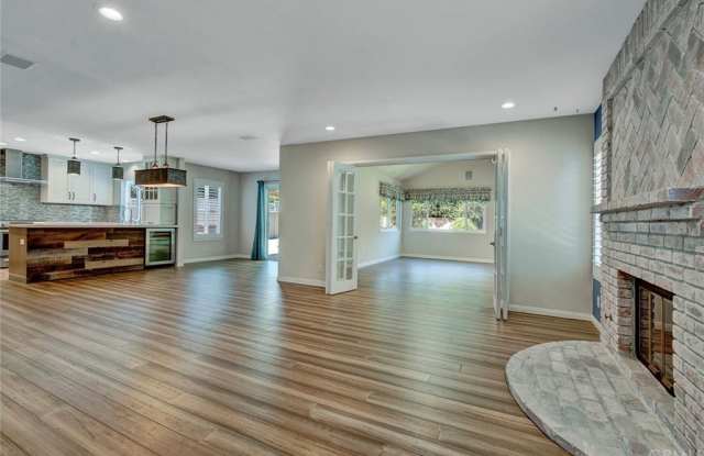 25701 White Sands Street Gallery 4