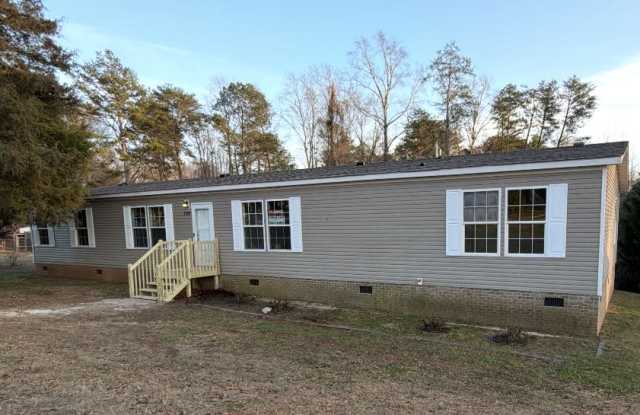 796 Breazeale Rd - 796 Breazeale Road, Pickens County, SC 29657