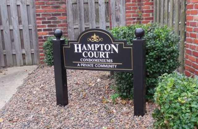 110 Buckingham Dr Gallery 2