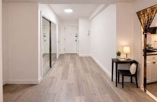 333 East 46th Street Gallery 4
