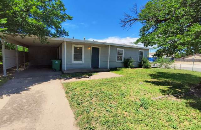 Remodeled 3-bedroom 1 bath home with large fenced in back yard! photos photos Remodeled 3-bedroom 1 bath home with large fenced in back yard! photos photos