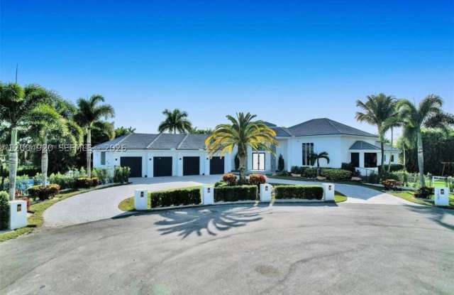 11400 NW 7th St photos photos