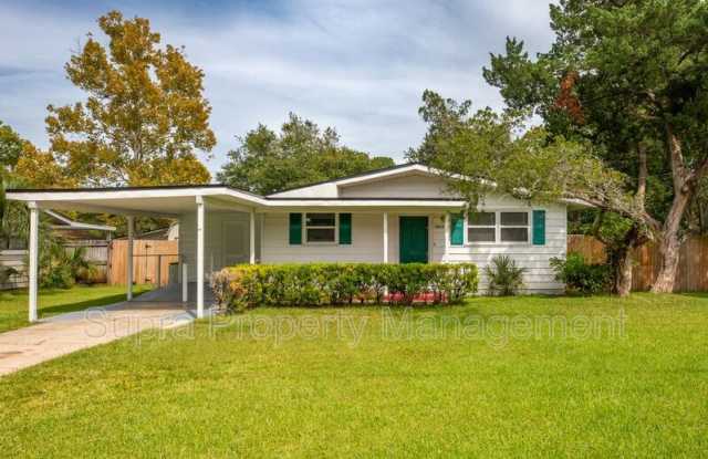 3805 Anvers Blvd. photos photos