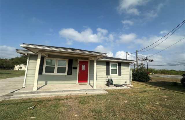 104 2nd Street - 104 2nd Street, Gregory, TX 78359