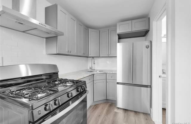 127 Maple Avenue photos photos