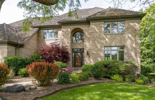 5420 Belmont Court Gallery 3