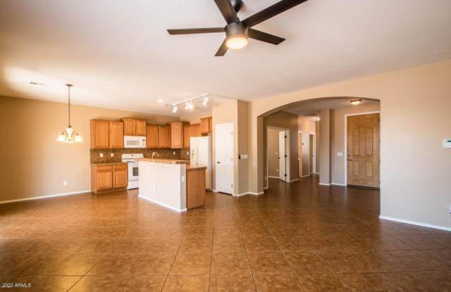14568 W SIERRA Street Gallery 3