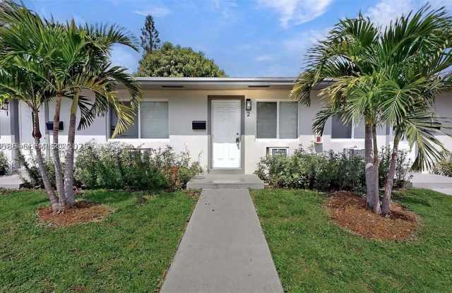 891 SW 5th St photos photos
