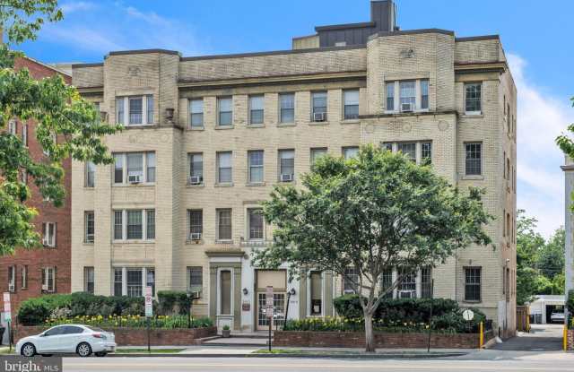 3010 WISCONSIN AVENUE NW photos photos