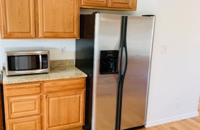 382 Western Hills Drive Northeast - 382 Western Hills Drive Northeast, Rio Rancho, NM 87124