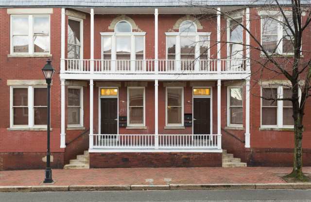 Marshall Adams Apt. 9 photos photos