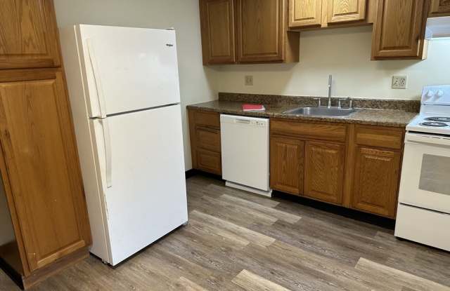 32 State St - 32 State Street, Attleboro, MA 02703