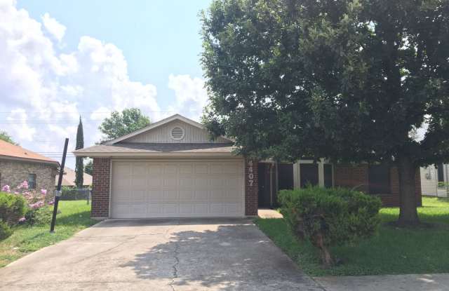 4407 Greenlee Dr photos photos