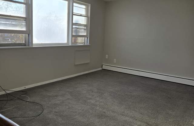 7 Paerdegat 9th St - 7 Paerdegat 9th Street, Brooklyn, NY 11236