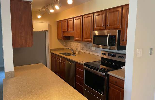 5800 TORINGTON DRIVE - 5800 Torington Drive, West Springfield, VA 22152