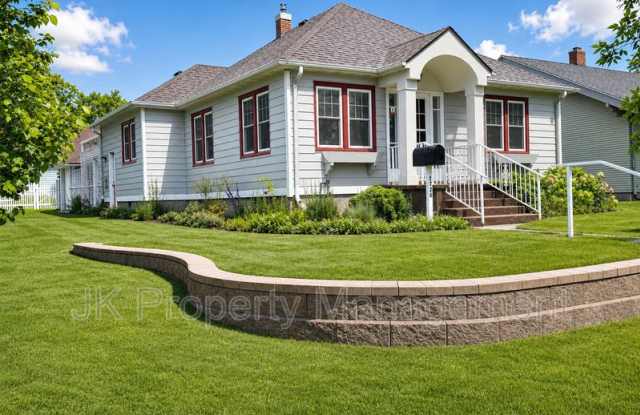 2726 1st Ave N photos photos