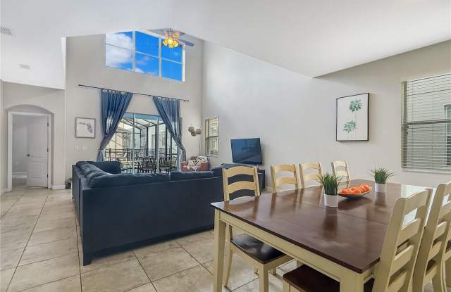 2942 BUCCANEER PALM Road Gallery 4