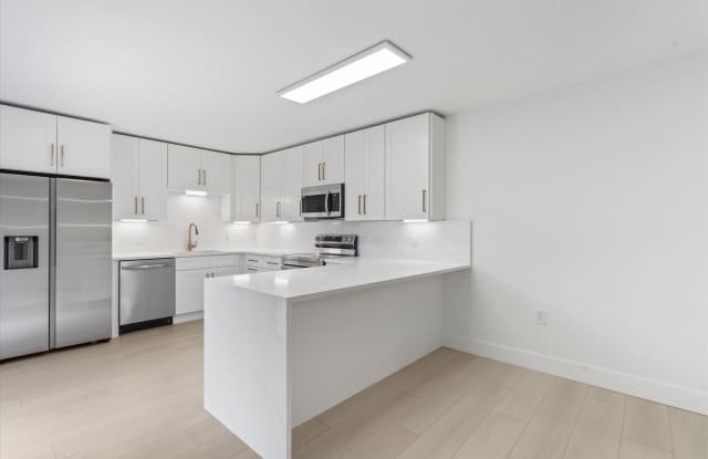 2897 SW 22nd Circle photos photos