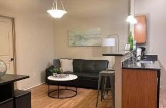 2026 E River Road unit: 204 photos photos