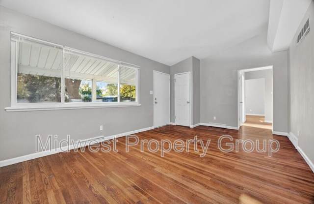 813 Lynn Haven Lane photos photos