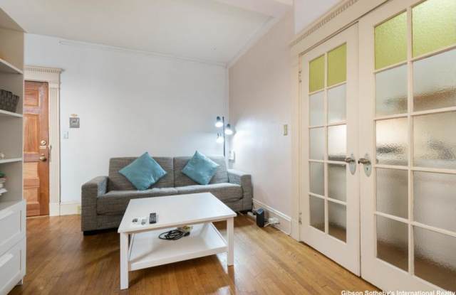 8 Garrison St. photos photos