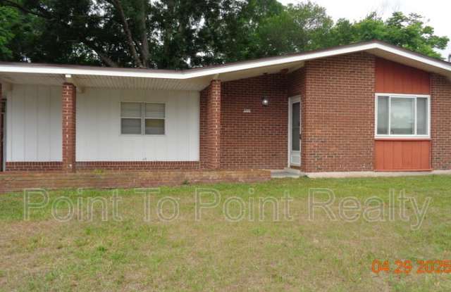 1204 Crown Dr. photos photos