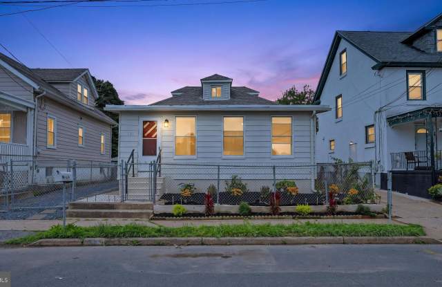 131 HAZEL Avenue Gallery 1