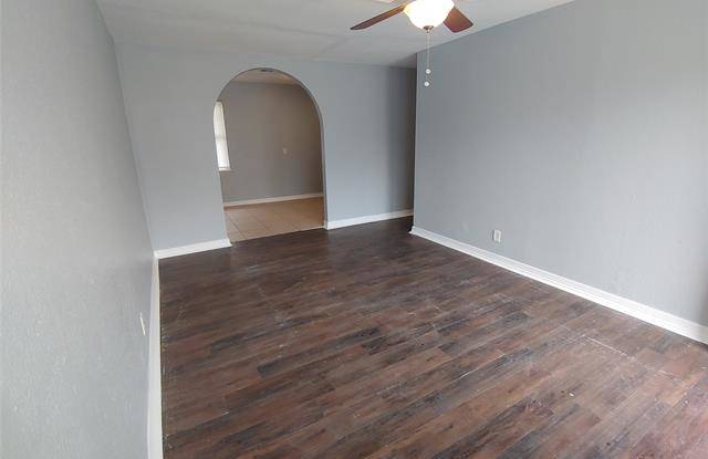 8512 Quebec Drive Gallery 4